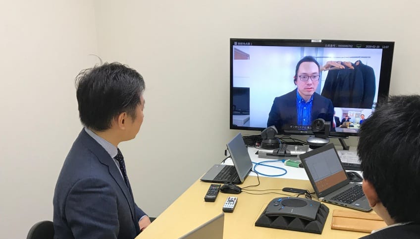 Web会議シーン